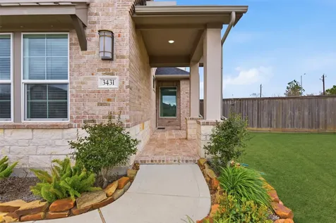 3431 Mckinney Ridge Drive Houston TX 77059