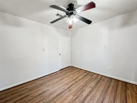 132 Grothe Lane Houston TX 77022