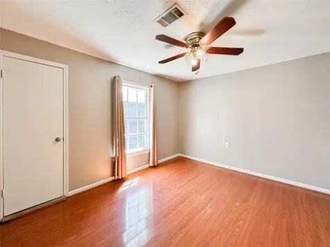 132 Grothe Lane Houston TX 77022