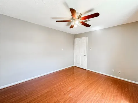 132 Grothe Lane Houston TX 77022