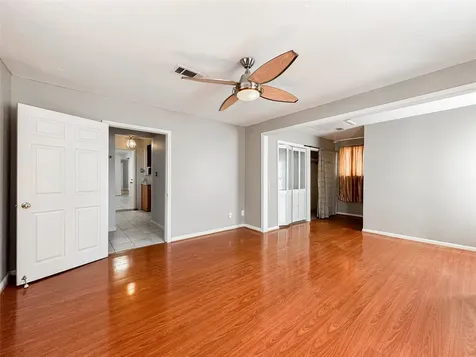 132 Grothe Lane Houston TX 77022
