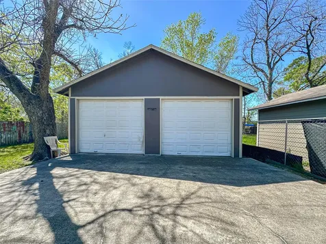 132 Grothe Lane Houston TX 77022