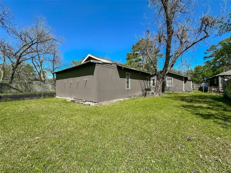 132 Grothe Lane Houston TX 77022