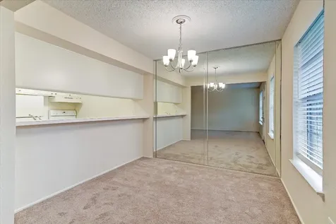 3131 Southwest Freeway C29 Houston TX 77098