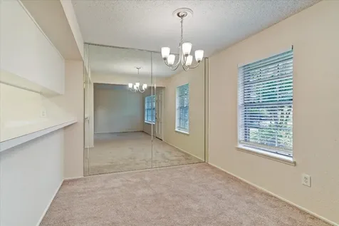 3131 Southwest Freeway C29 Houston TX 77098