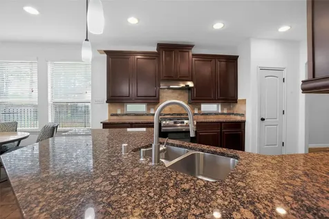 74 N Whistling Swan Place Spring TX 77389