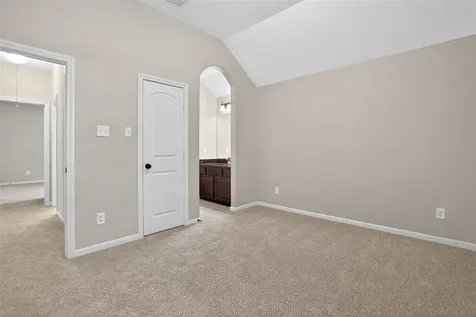 74 N Whistling Swan Place Spring TX 77389