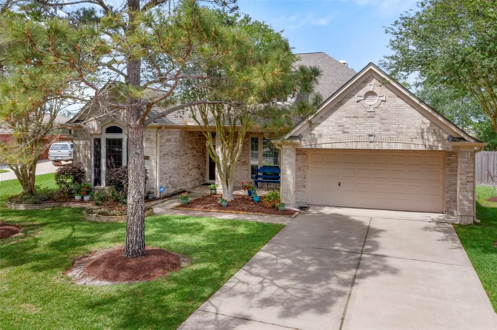 2885 Smokey Lake Lane League City TX 77539