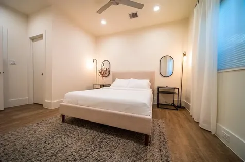 2212 Francis Street Houston TX 77004