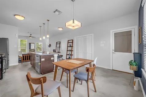 4203 Darter Street Houston TX 77009