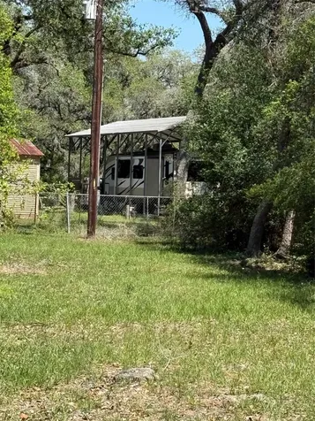 1222 Cr 2152 Rock Island TX 77470