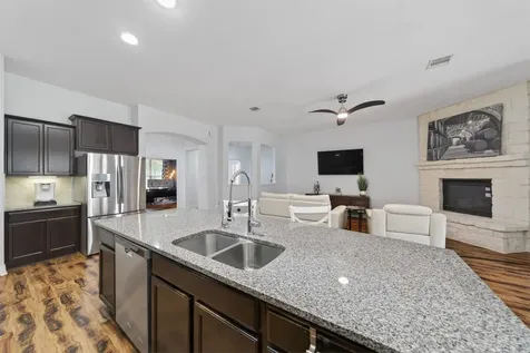 9905 White Oak Lane Brookshire TX 77423