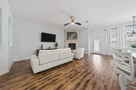 9905 White Oak Lane Brookshire TX 77423