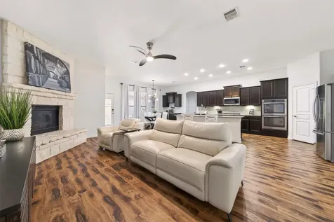 9905 White Oak Lane Brookshire TX 77423