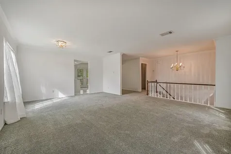 628 E Castle Harbour Drive Friendswood TX 77546
