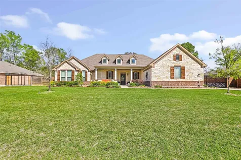 175 Road 66121 Dayton TX 77535