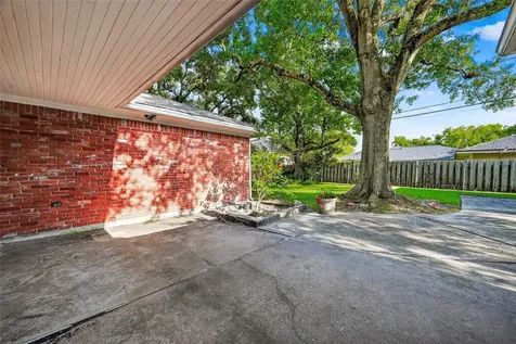 5507 Valkeith Drive Houston TX 77096