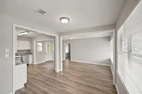 5822 Glenhurst Drive Houston TX 77033