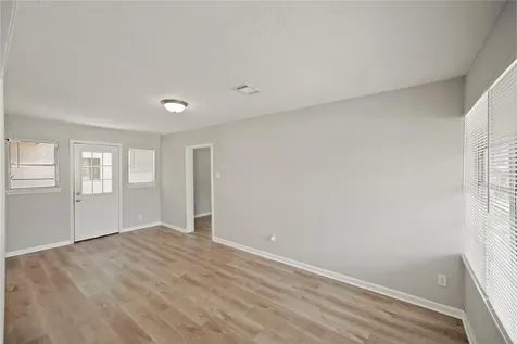 5822 Glenhurst Drive Houston TX 77033