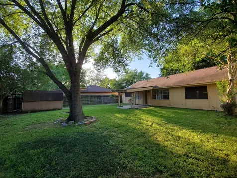 16315 Thistleglen Lane Houston TX 77095