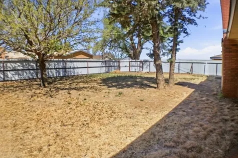 1503 Jackson Avenue Friona TX 79035
