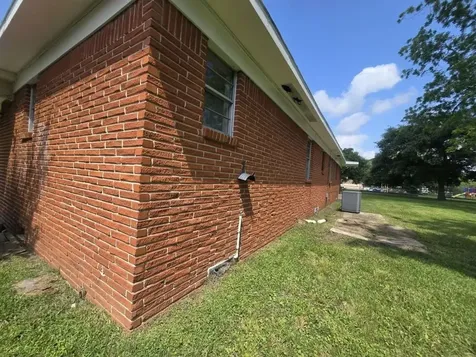 1824 Magnolia Street Liberty TX 77575