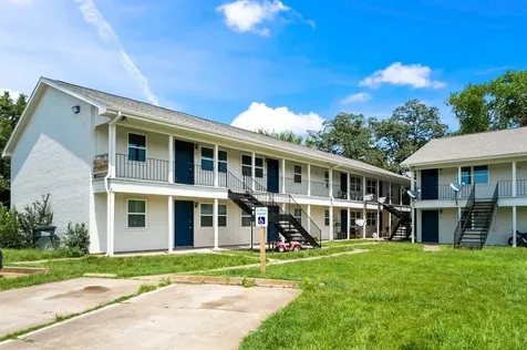 200 Hill Street 12 Sealy TX 77474