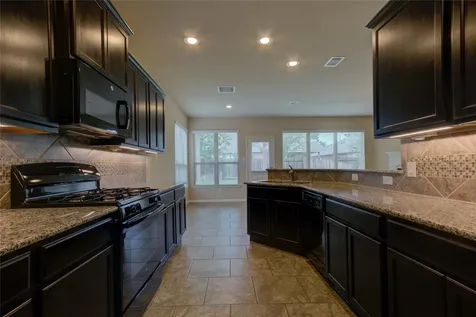 8810 Alicia Drive Tomball TX 77375