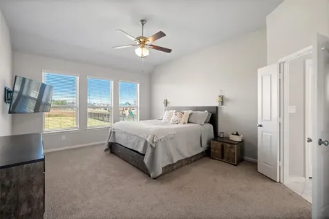 225 Peninsula Point Drive Montgomery TX 77356