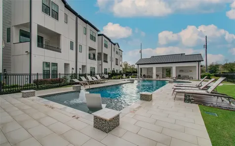 2810 Grand Fountains Drive B Houston TX 77054