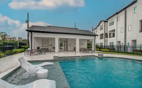 2810 Grand Fountains Drive B Houston TX 77054
