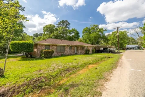 201 N Cleveland Avenue Cleveland TX 77327