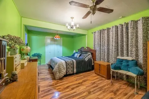 201 N Cleveland Avenue Cleveland TX 77327