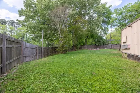 201 N Cleveland Avenue Cleveland TX 77327