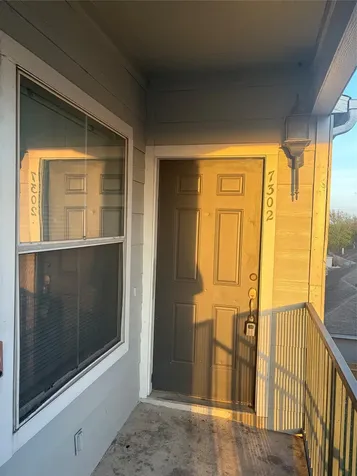 6289 Wilcrest Drive 7302 Houston TX 77072