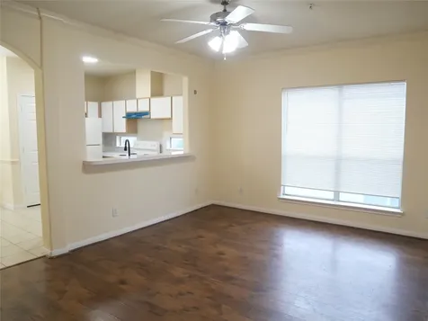 6289 Wilcrest Drive 7302 Houston TX 77072