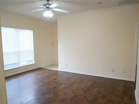 6289 Wilcrest Drive 7302 Houston TX 77072