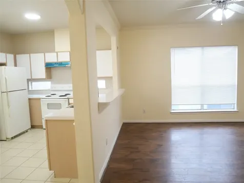 6289 Wilcrest Drive 7302 Houston TX 77072