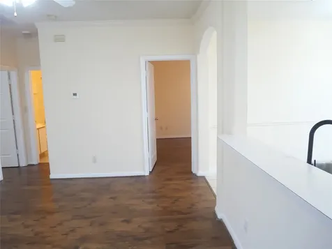 6289 Wilcrest Drive 7302 Houston TX 77072