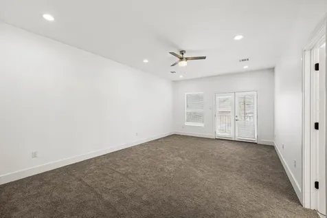 4512 Noble Street Houston TX 77020