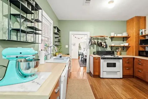 4406 Clay Street Houston TX 77023