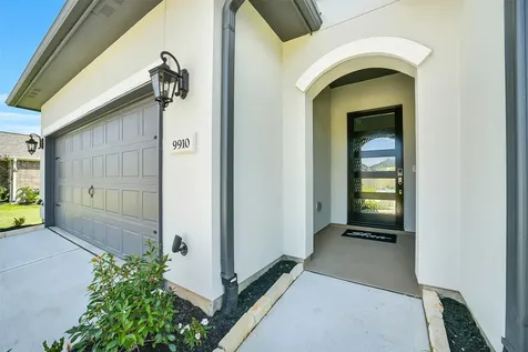 9910 Deep Water Drive Missouri City TX 77459