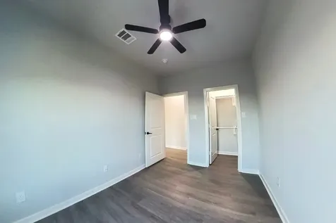 2832 Mansfield Street Houston TX 77091
