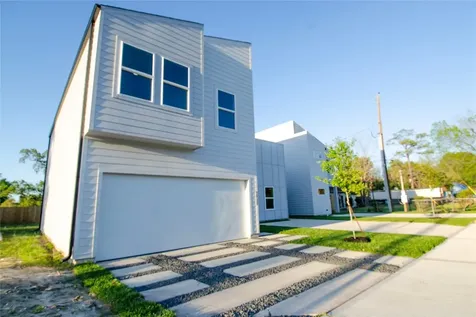 2832 Mansfield Street Houston TX 77091