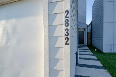 2832 Mansfield Street Houston TX 77091