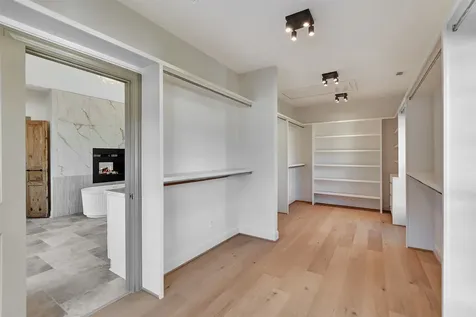 74 Briar Hollow Lane Houston TX 77027