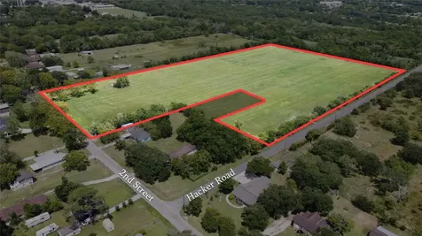 7317 2nd Street Hitchcock TX 77563