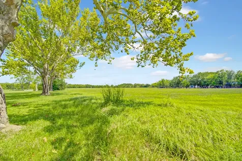 7317 2nd Street Hitchcock TX 77563