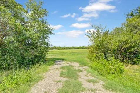 7317 2nd Street Hitchcock TX 77563