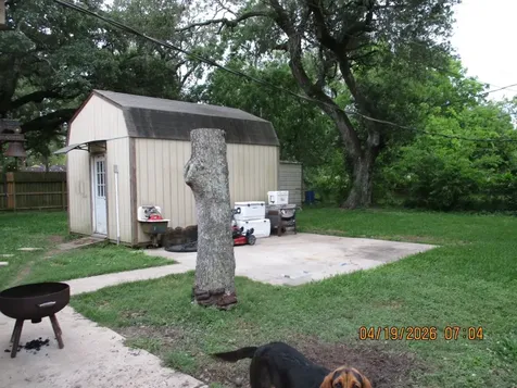 112 Chinaberry Street Lake Jackson TX 77566